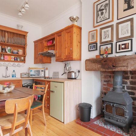 Cozy With Character Vibrant Cottage Style Flat At Leith Links Park EDI Eksteriør billede