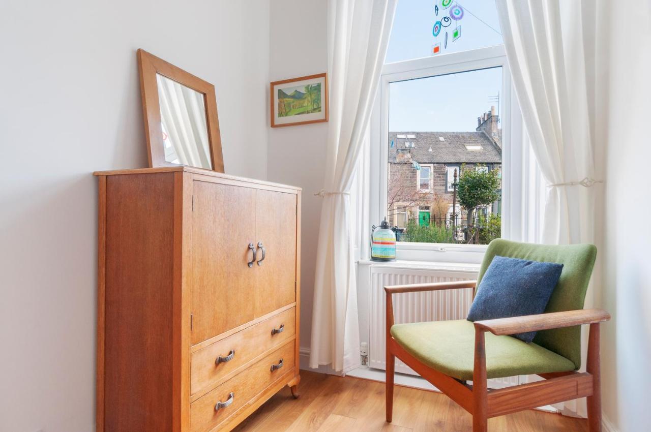 Cozy With Character Vibrant Cottage Style Flat At Leith Links Park EDI Eksteriør billede