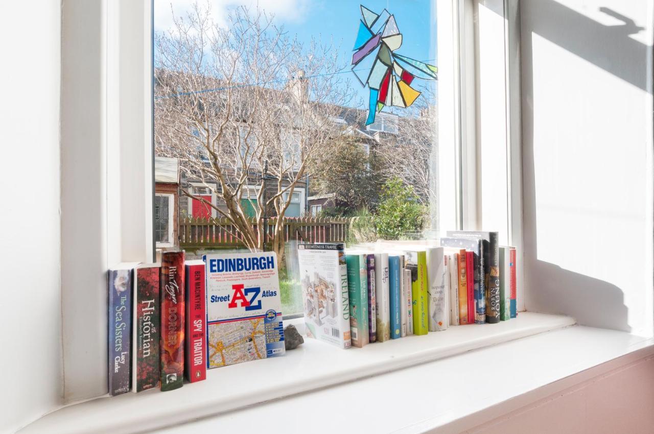 Cozy With Character Vibrant Cottage Style Flat At Leith Links Park EDI Eksteriør billede